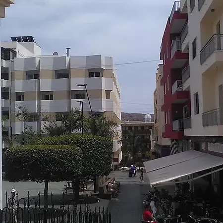 Edificio Gavota Apartman *