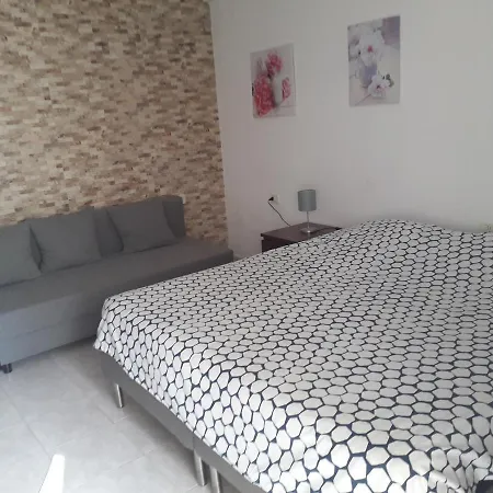 Apartman Edificio Gavota *